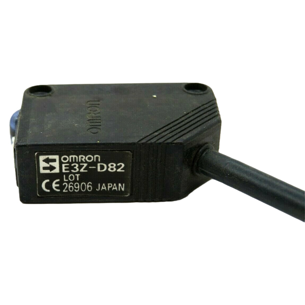 Omron Diffuse-reflective Sensor E3Z-D82 — Промышленные компоненты